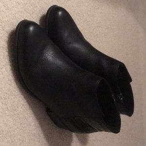 Ankle boots